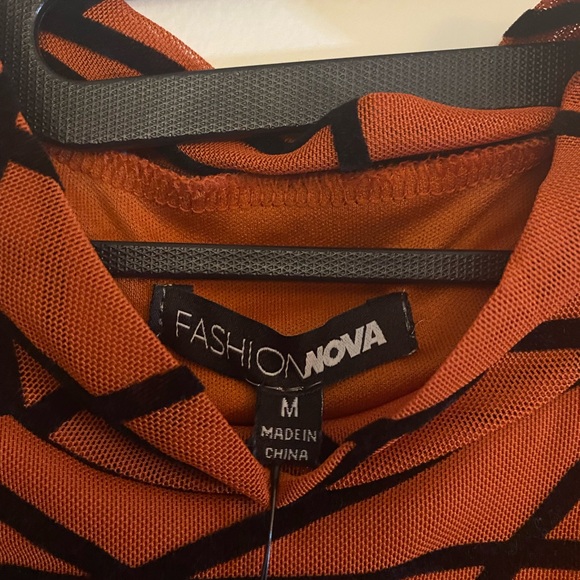 Fashion Nova Mesh It Up Mini Dress Rust w Textured Black Detail - Size M - NWOT - Picture 7 of 9